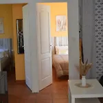 בית נופש Les Mazets Du Rouret