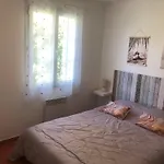 בית נופש Les Mazets Du Rouret