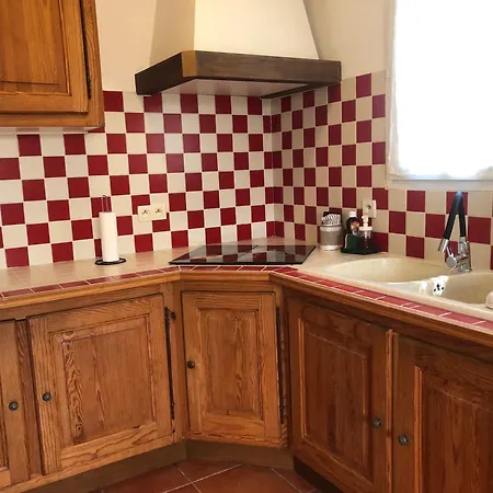 펜션 Les Mazets Du Rouret