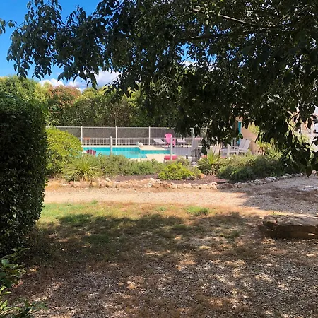 Les Mazets Du Rouret 펜션 *