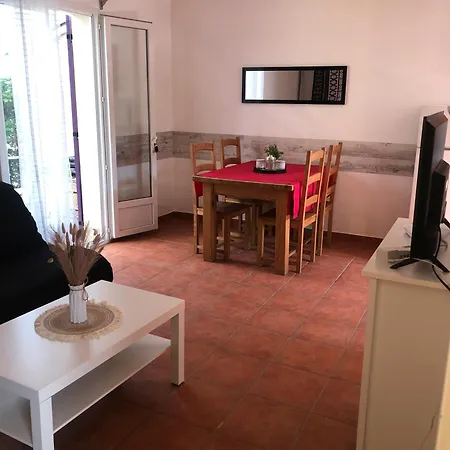 펜션 Les Mazets Du Rouret *