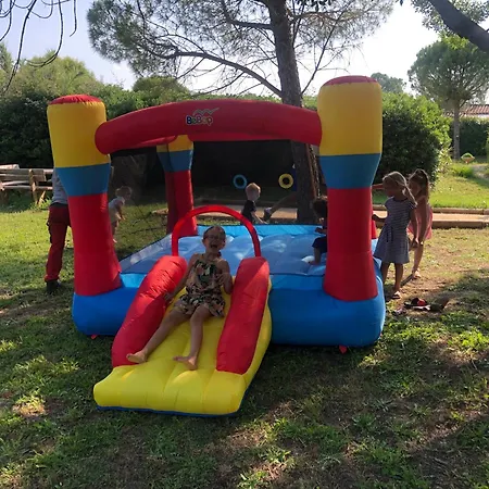 Les Mazets Du Rouret Сasa de vacaciones *