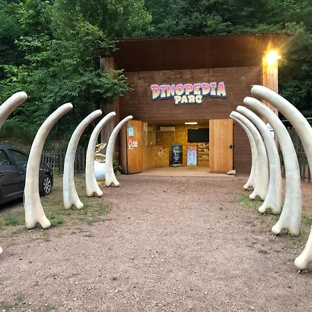 Les Mazets Du Rouret Сasa de vacaciones *