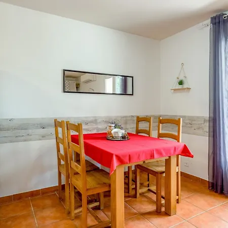 Casa de Férias Les Mazets Du Rouret
